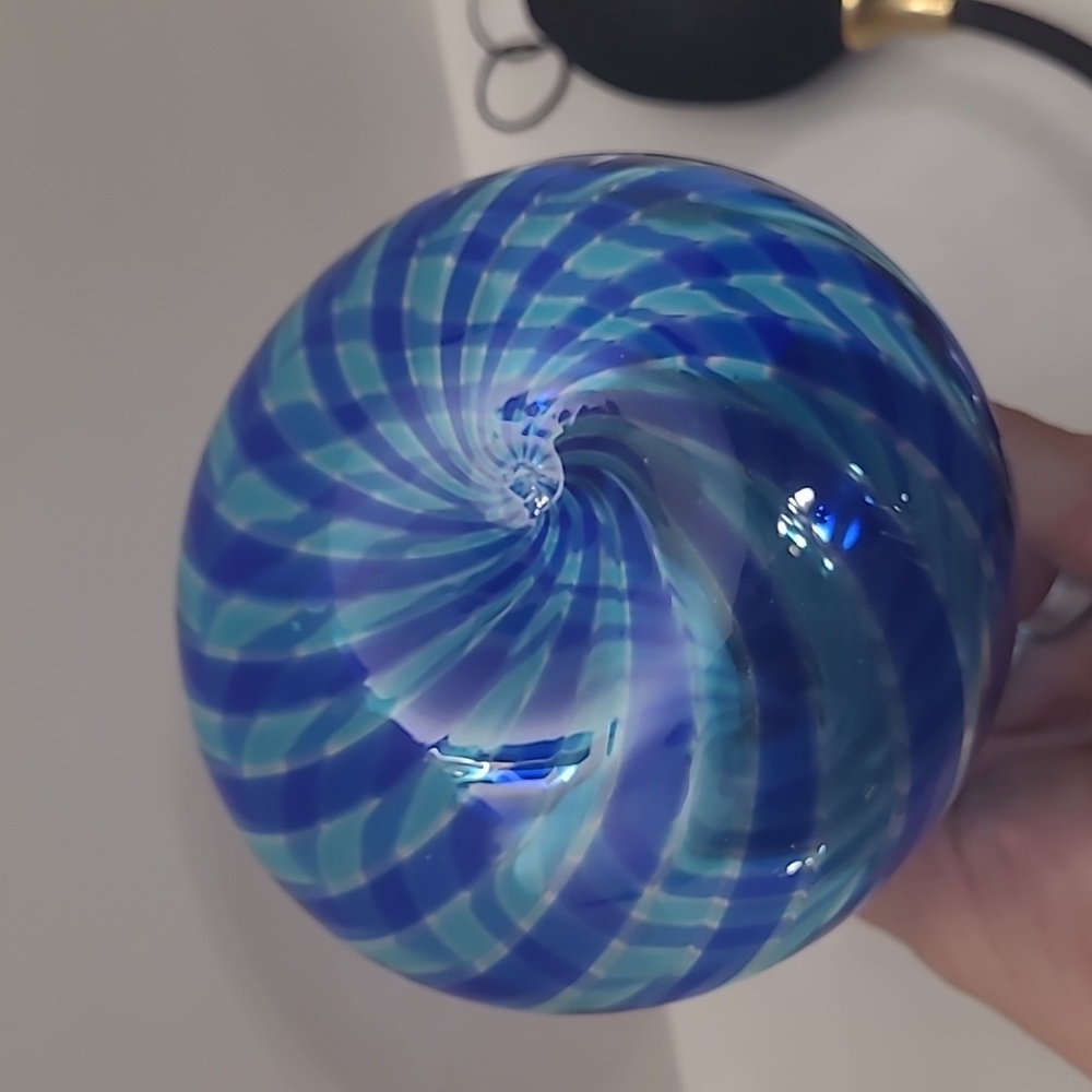 Vintage Elegant Blue Swirl Glass Perfume Atomizer - Picture 4 of 7